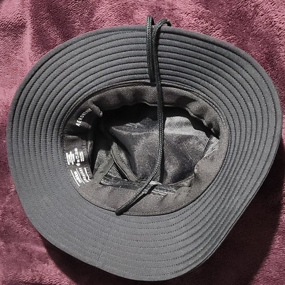 Adidas Black Bucket Hat NWT - Picture 5 of 6